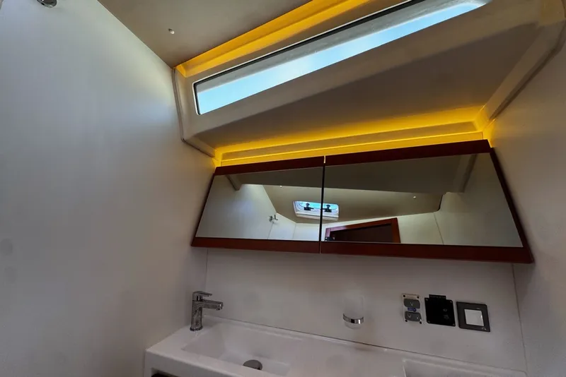 Slide: The Image of Beneteau Oceanis 46.1 2020 - 7385806