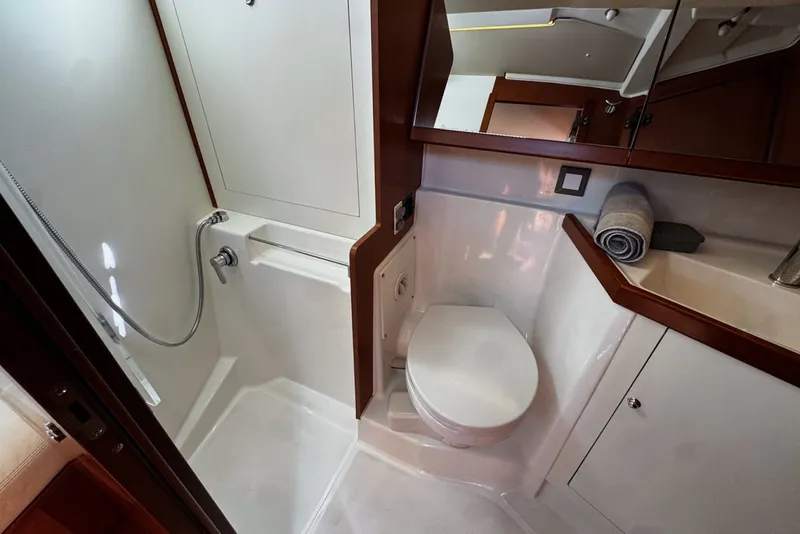 Slide: The Image of Beneteau Oceanis 46.1 2020 - 7385823