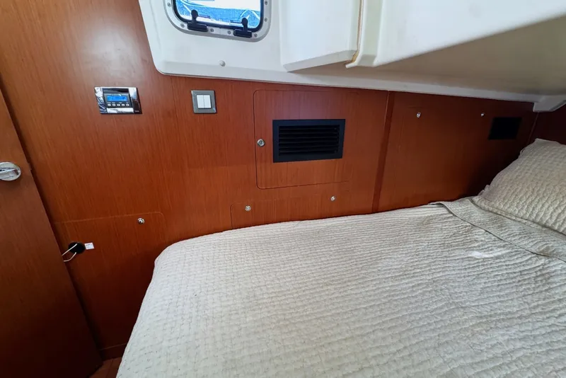 Slide: The Image of Beneteau Oceanis 46.1 2020 - 7385814