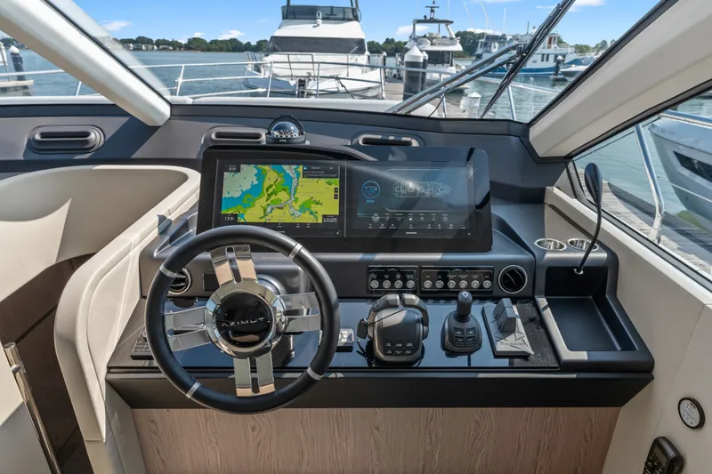 Slide: The Image of Azimut Fly 53 2027 - 7454871
