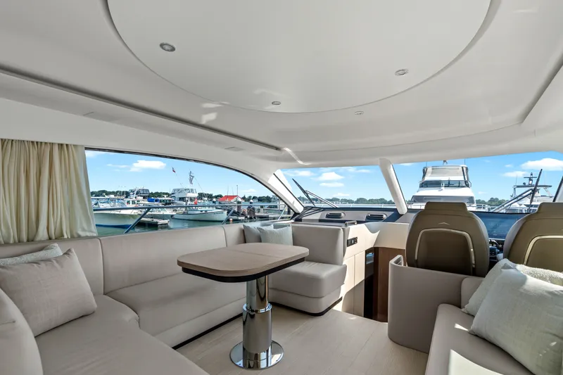 Slide: The Image of Azimut Fly 53 2027 - 7454866