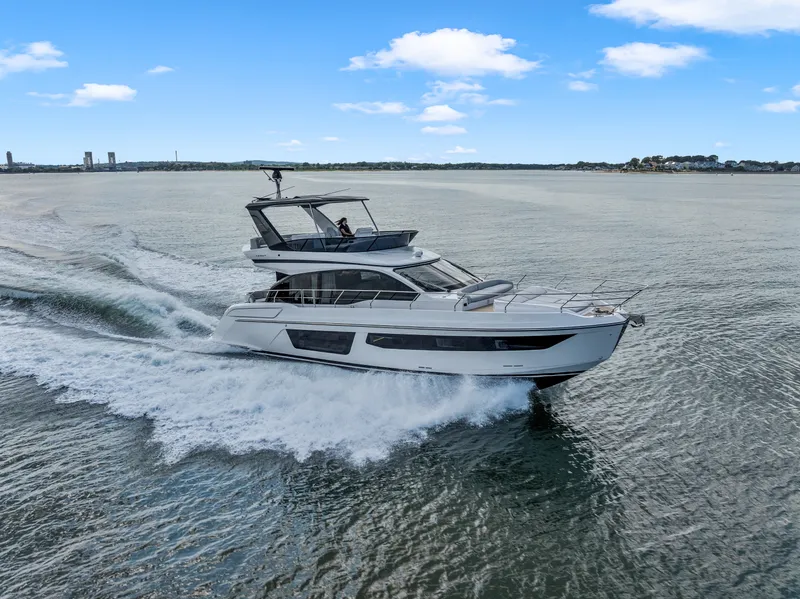 Slide: The Image of Azimut Fly 53 2027 - 7454894