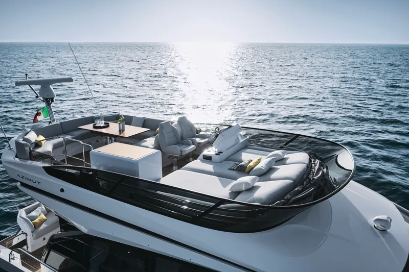 Slide: The Image of Azimut Fly 53 2027 - 7386009