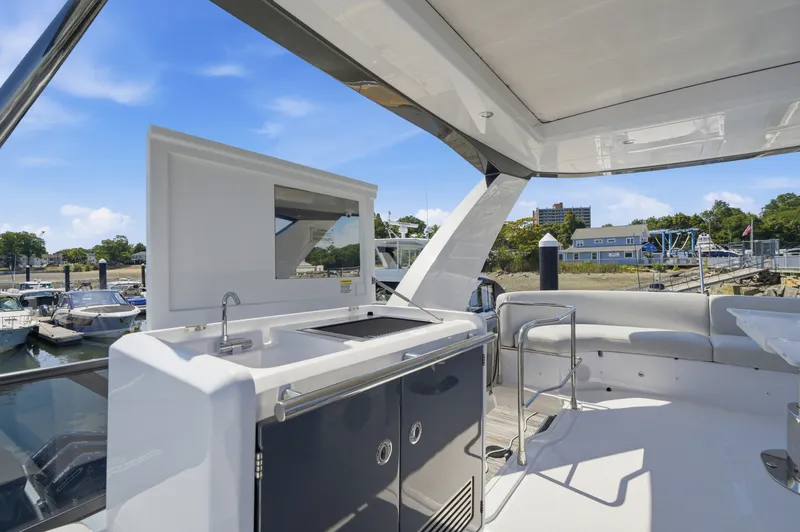 Slide: The Image of Azimut Fly 53 2027 - 7513113