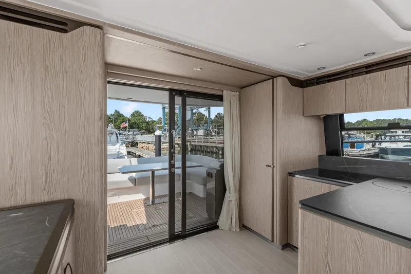 Slide: The Image of Azimut Fly 53 2027 - 7454863