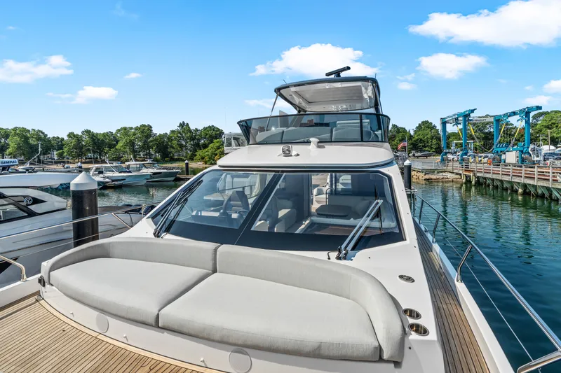 Slide: The Image of Azimut Fly 53 2027 - 7454857