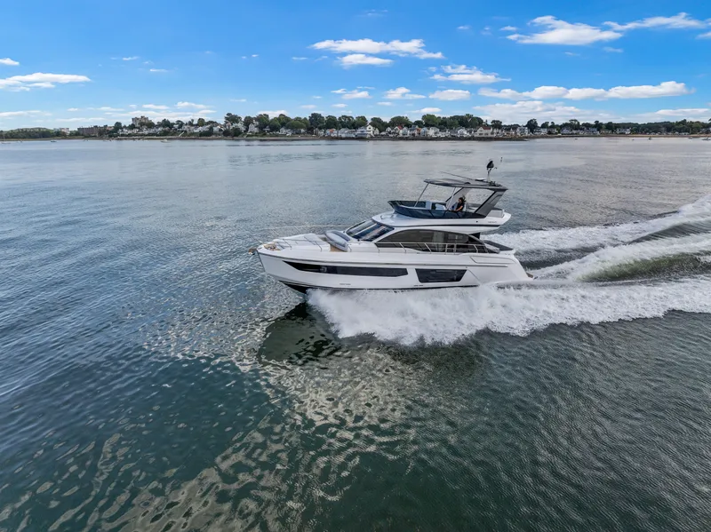 Slide: The Image of Azimut Fly 53 2027 - 7454895