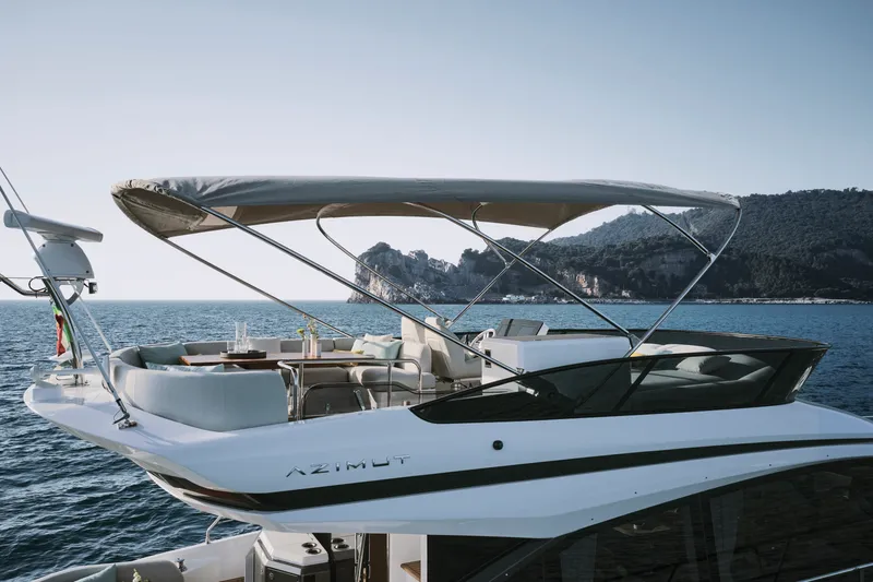 Slide: The Image of Azimut Fly 53 2027 - 7386013