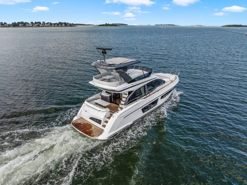 Slide: The Image of Azimut Fly 53 2027 - 7454896