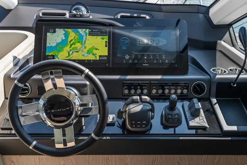 Slide: The Image of Azimut Fly 53 2027 - 7454872