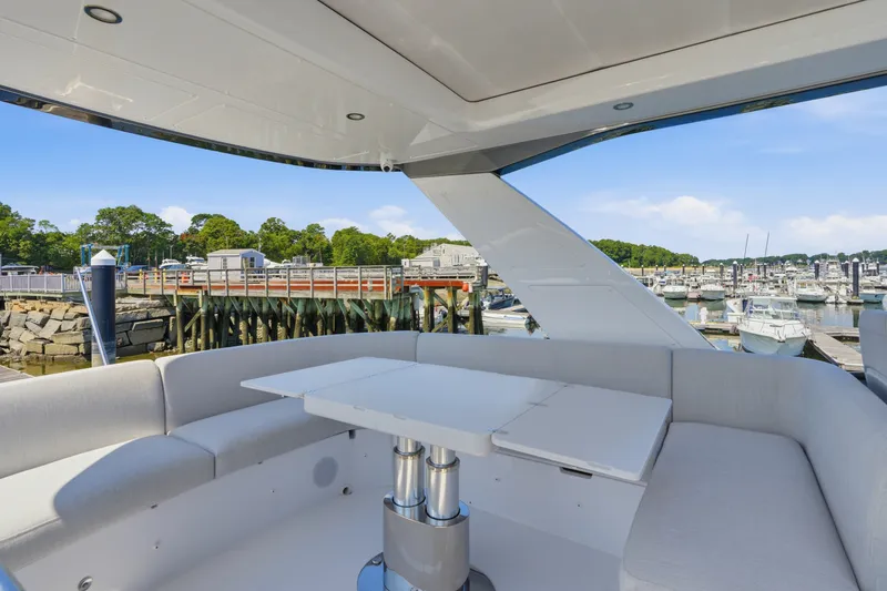 Slide: The Image of Azimut Fly 53 2027 - 7513104