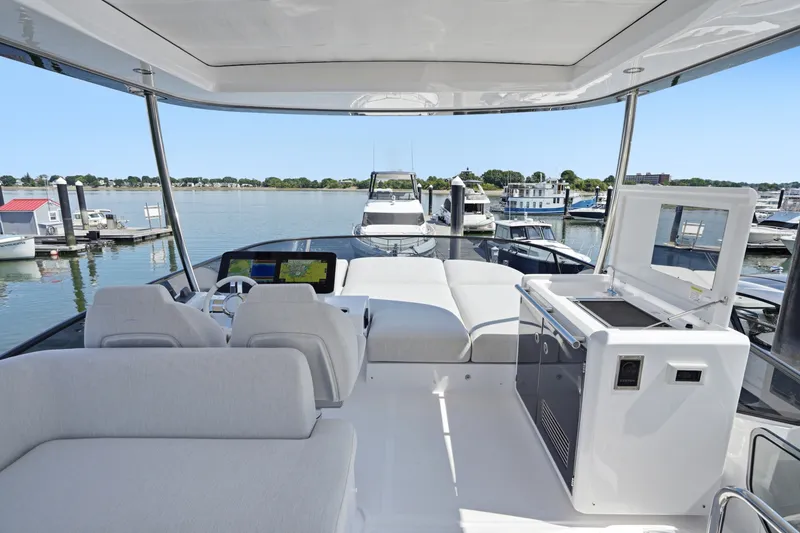 Slide: The Image of Azimut Fly 53 2027 - 7513114
