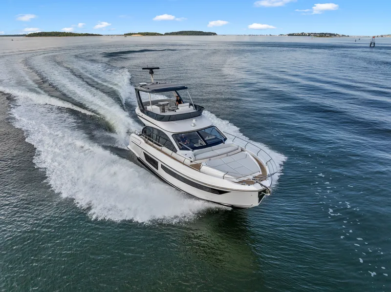 The Image of Azimut Fly 53 2027 - 7454837