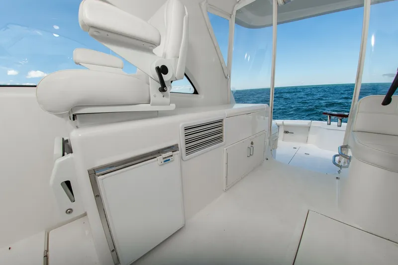 Slide: The Image of 40 Cabo 2013 Ghost 22 - 7386037