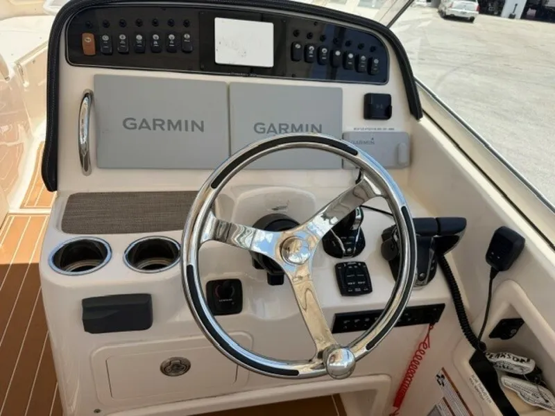Slide: The Image of Grady-White 307 Freedom - Sea Sweet II 2023 Grady-White 307 Freedom - Sea Sweet II - 7400517