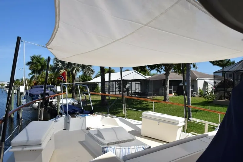 Slide: The Image of Foredeck Sail Shade - 7509757