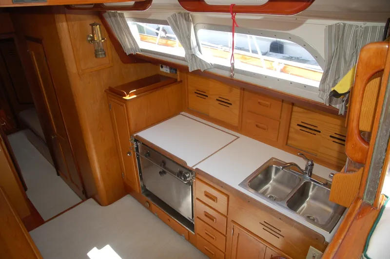Slide: The Image of Hinckley Yachts 50 Sou'wester 1976 - 7386553