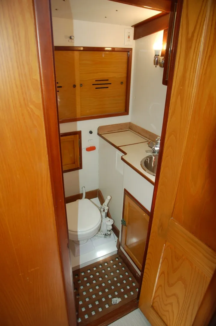Slide: The Image of Hinckley Yachts 50 Sou'wester 1976 - 7386594