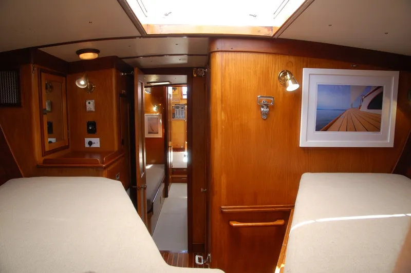 Slide: The Image of Hinckley Yachts 50 Sou'wester 1976 - 7386583