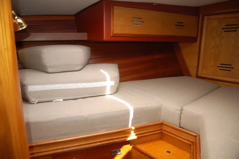 Slide: The Image of Hinckley Yachts 50 Sou'wester 1976 - 7386578
