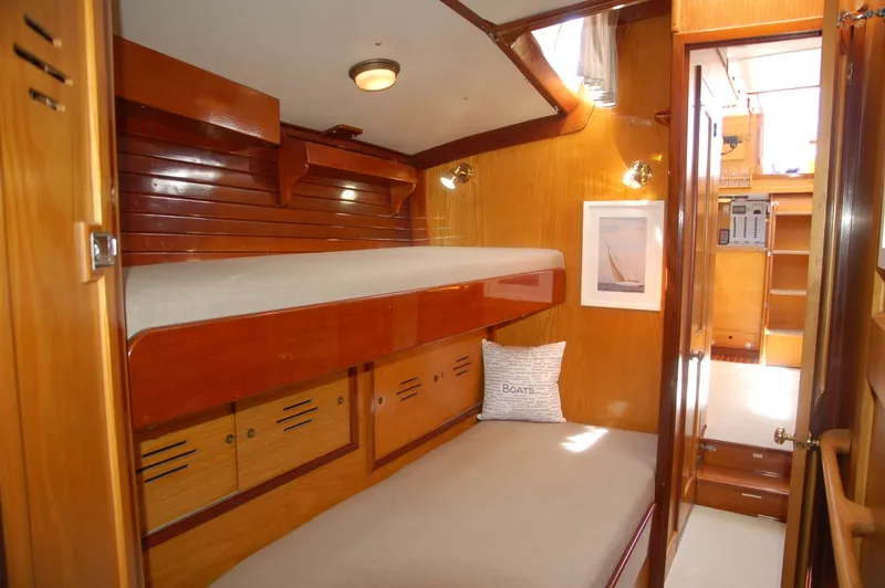 Slide: The Image of Hinckley Yachts 50 Sou'wester 1976 - 7386586