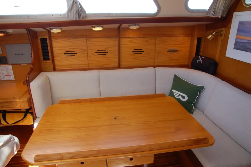 Slide: The Image of Hinckley Yachts 50 Sou'wester 1976 - 7386557