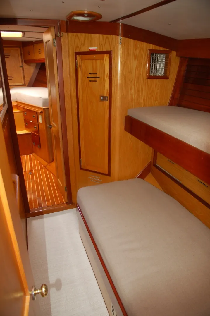Slide: The Image of Hinckley Yachts 50 Sou'wester 1976 - 7386589