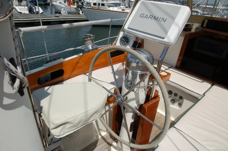 Slide: The Image of Hinckley Yachts 50 Sou'wester 1976 - 7386637