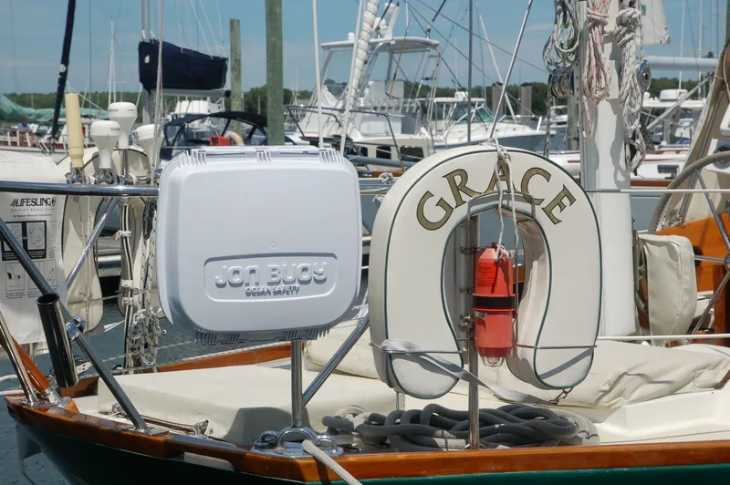 Slide: The Image of Hinckley Yachts 50 Sou'wester 1976 - 7386610