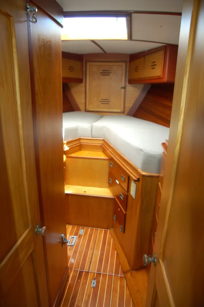 Slide: The Image of Hinckley Yachts 50 Sou'wester 1976 - 7386576