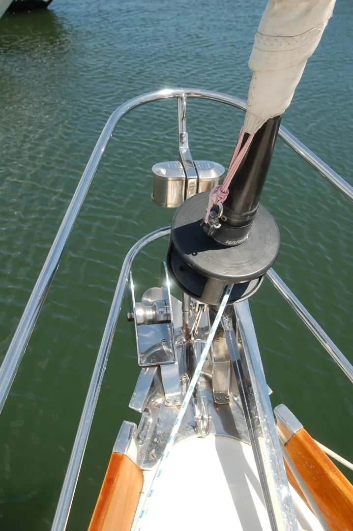 Slide: The Image of Hinckley Yachts 50 Sou'wester 1976 - 7386622