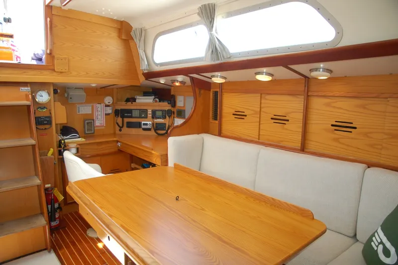 Slide: The Image of Hinckley Yachts 50 Sou'wester 1976 - 7386558