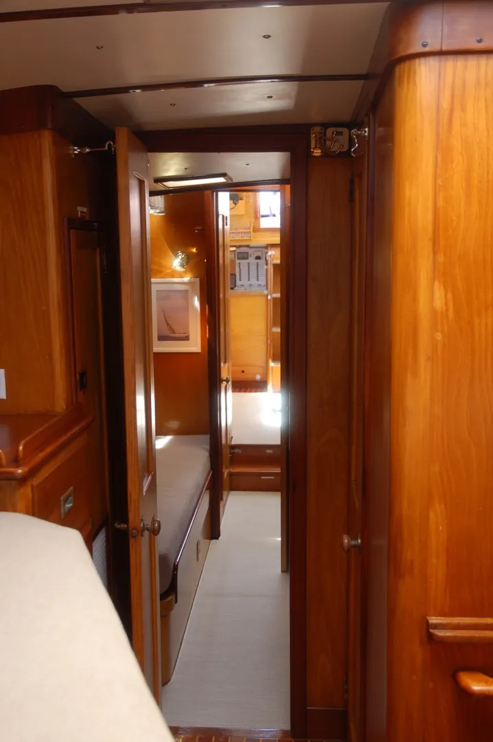 Slide: The Image of Hinckley Yachts 50 Sou'wester 1976 - 7386584