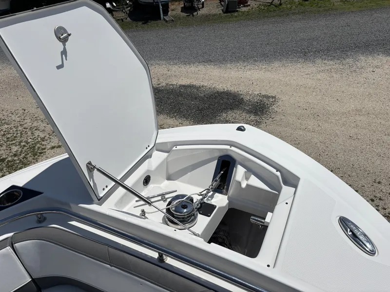 Slide: The Image of Blackfin 242CC 2020 - 7387229