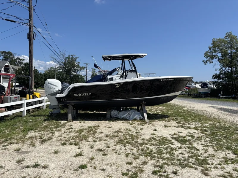 Slide: The Image of Blackfin 242CC 2020 - 7387492