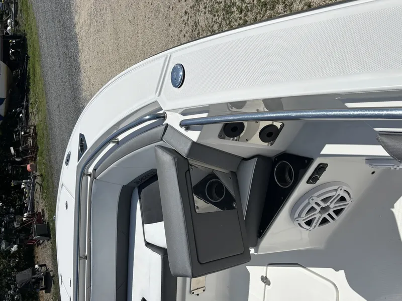 Slide: The Image of Blackfin 242CC 2020 - 7387273