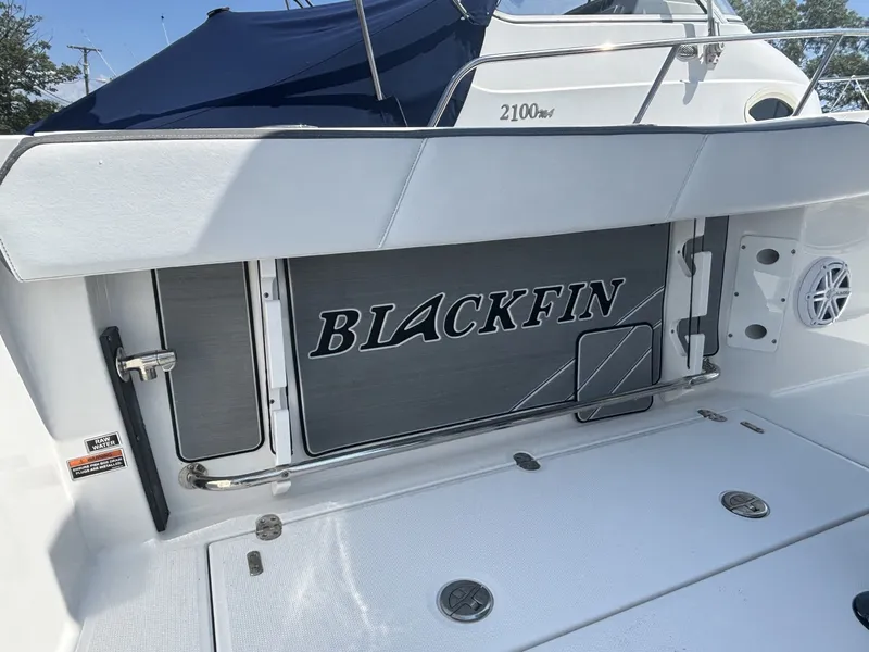Slide: The Image of Blackfin 242CC 2020 - 7386924