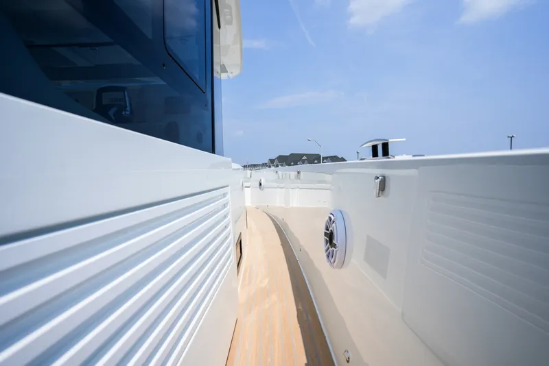 Slide: The Image of De Antonio Yachts 50 Coupe 2027 - 7386865