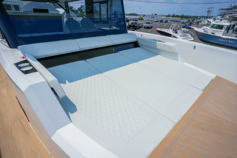 Slide: The Image of De Antonio Yachts 50 Coupe 2027 - 7386838