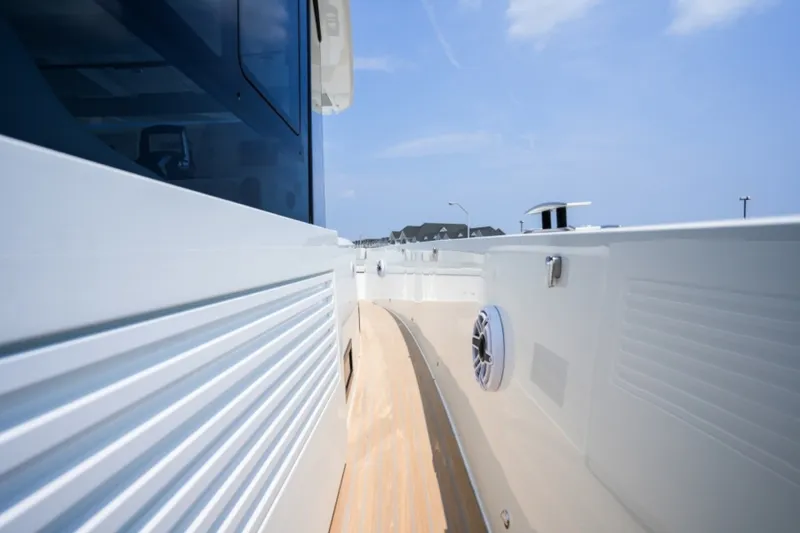 Slide: The Image of De Antonio Yachts 50 Coupe 2027 - 7387018