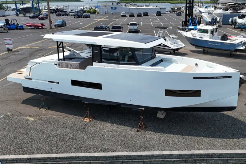 Slide: The Image of De Antonio Yachts 50 Coupe 2027 - 7386955