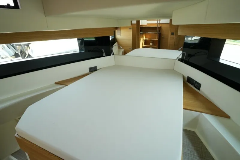 Slide: The Image of De Antonio Yachts 50 Coupe 2027 - 7387201