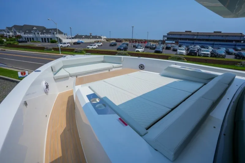 Slide: The Image of De Antonio Yachts 50 Coupe 2027 - 7387183