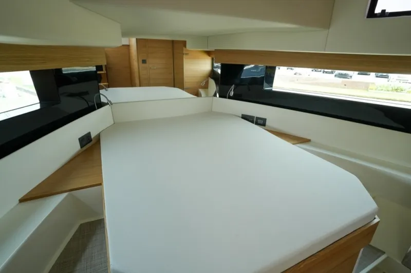 Slide: The Image of De Antonio Yachts 50 Coupe 2027 - 7387202