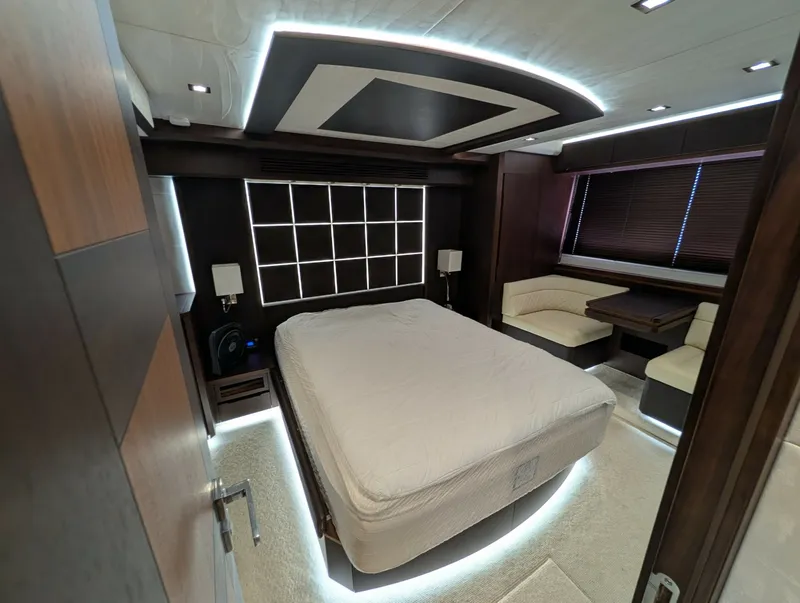 Slide: The Image of Galeon 640 FLY 2018 - 7392747