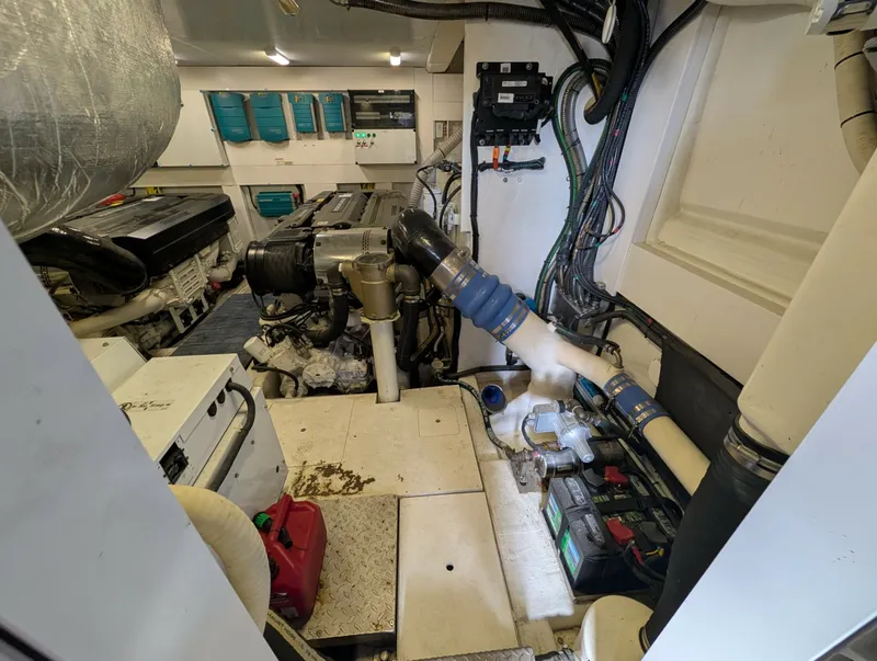 Slide: The Image of Galeon 640 FLY 2018 - 7392706