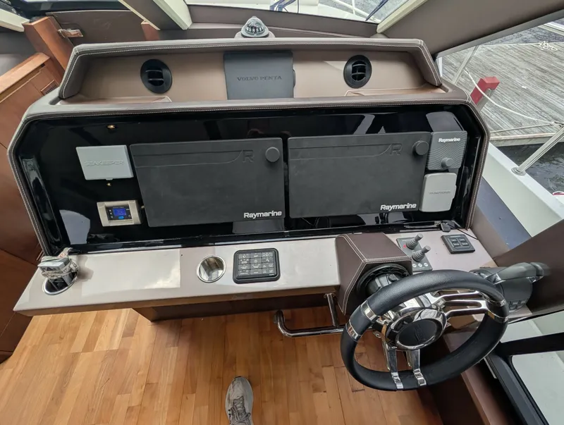 Slide: The Image of Galeon 640 FLY 2018 - 7392758