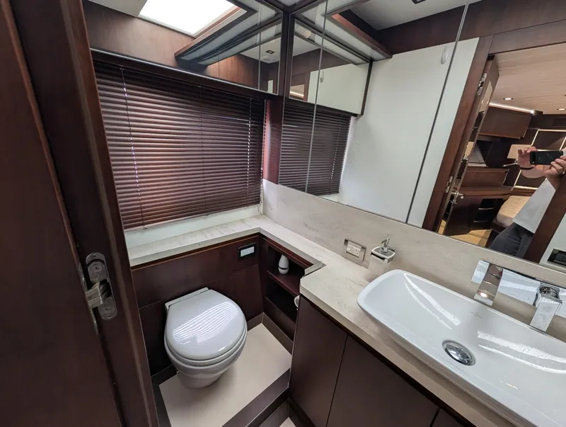 Slide: The Image of Galeon 640 FLY 2018 - 7392739