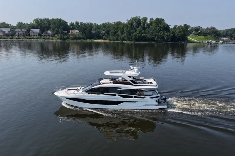 Slide: The Image of Galeon 640 FLY 2018 - 7392672