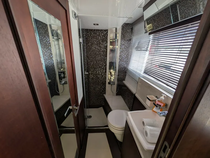 Slide: The Image of Galeon 640 FLY 2018 - 7392745